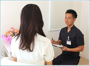 問診表の記入&カウンセリング